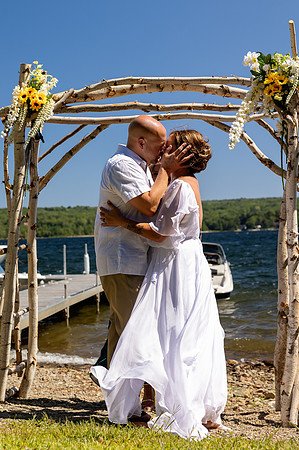 Small intimate Maine lake wedding with family and friends