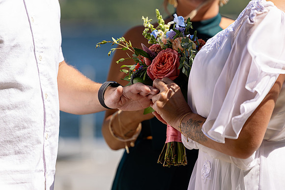 Small intimate Maine lake wedding with family and friends