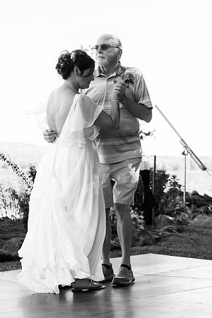 Small intimate Maine lake wedding with family and friends