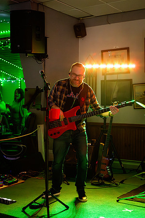 Havvick performing live in Bangor Maine