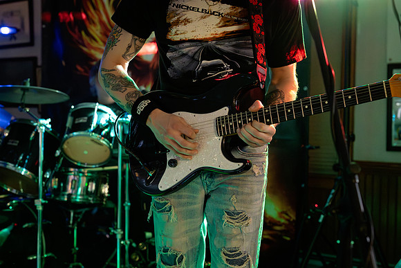 Havvick performing live in Bangor Maine