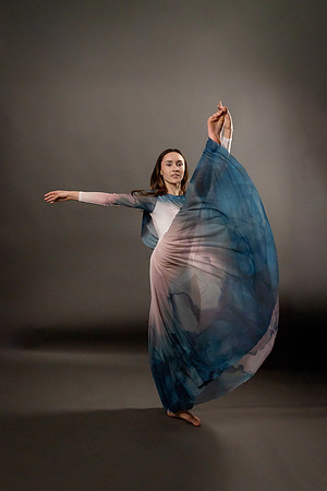 Peyton Levesque dance portrait session at Next Generation Dance Studio in Brewer Maine featuring contemporary and pointe ballet