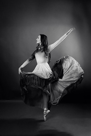 Peyton Levesque dance portrait session at Next Generation Dance Studio in Brewer Maine featuring contemporary and pointe ballet