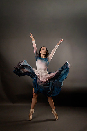 Peyton Levesque dance portrait session at Next Generation Dance Studio in Brewer Maine featuring contemporary and pointe ballet