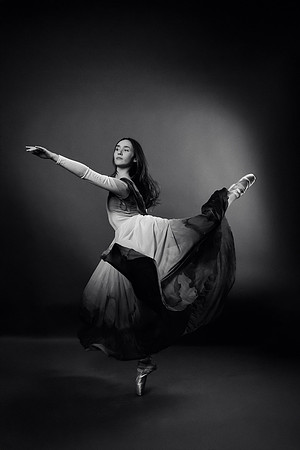 Peyton Levesque dance portrait session at Next Generation Dance Studio in Brewer Maine featuring contemporary and pointe ballet