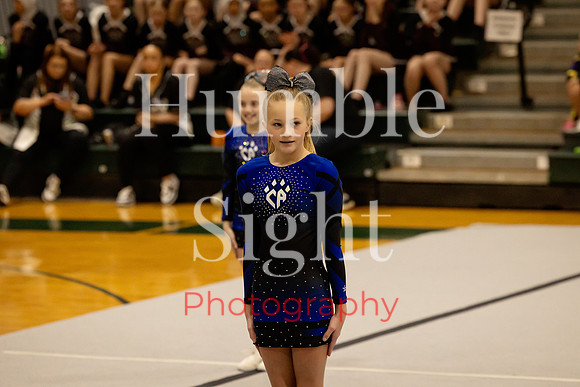 Cheer routine performance at Old Town Maine competition