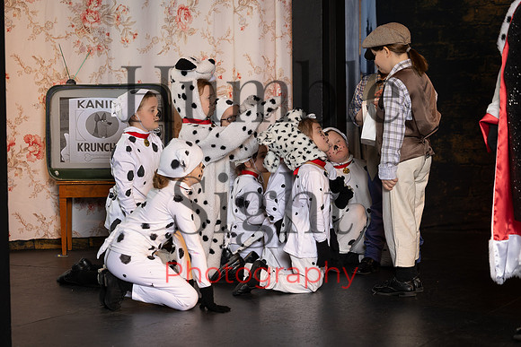 101 Dalmatians youth theatre production at Next Generation Theatre in Brewer Maine by Humble Sight Photography