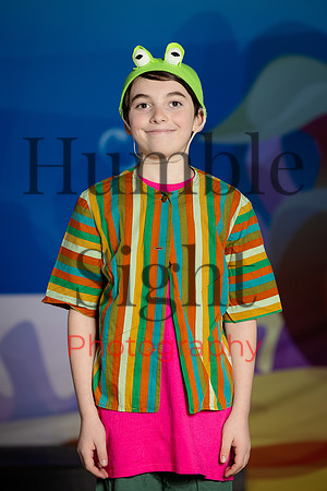 Dress rehearsal for SpongeBob youth production in Maine