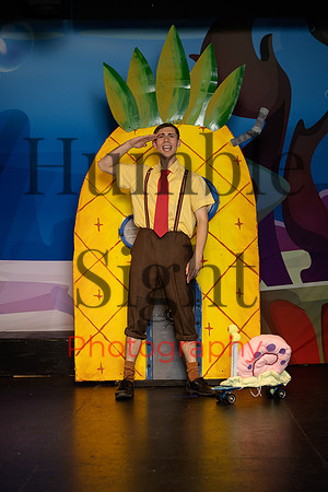 Dress rehearsal for SpongeBob youth production in Maine