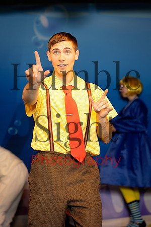 Behind the scenes youth theatre performance Maine