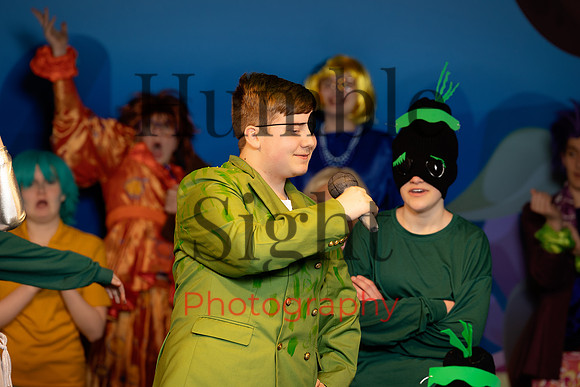 Dress rehearsal for SpongeBob youth production in Maine