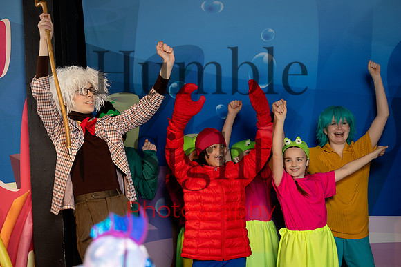 SpongeBob cast performing musical number