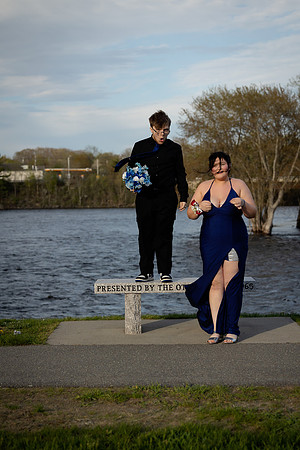 Prom portrait session in Old Town Maine waterfront park