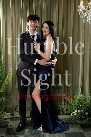 Student prom portraits in Bangor Maine 2026