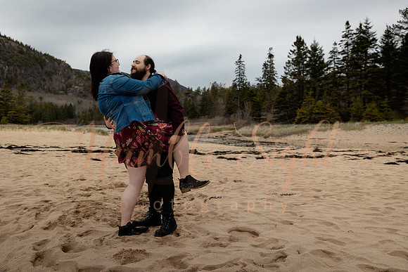 Maine engagement photography in Acadia National Park