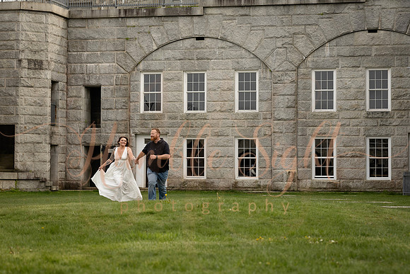 Moody couples portraits at Fort Knox in Prospect
