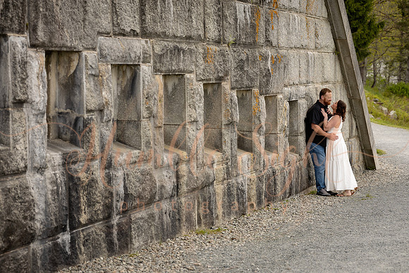 Adventurous engagement photos at Maine stone fortress