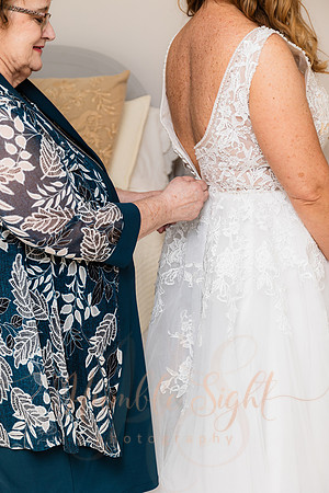 October wedding ceremony at Timber Hitch Farmhouse Maine