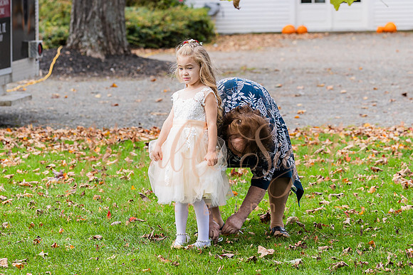 Blended family wedding ceremony with daughters in Maine