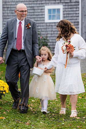 Andrew and Nicole Walker wedding at Timber Hitch Farmhouse in Sangerville Maine