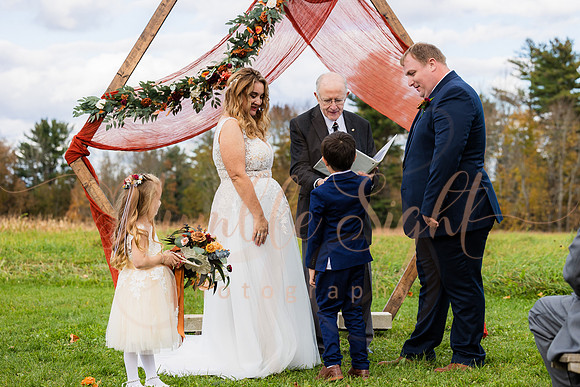 Emotional wedding ceremony at Timber Hitch Farmhouse