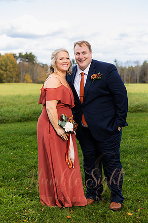 October wedding ceremony at Timber Hitch Farmhouse Maine
