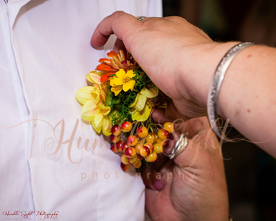 Dexter Maine wedding photographer backyard ceremony