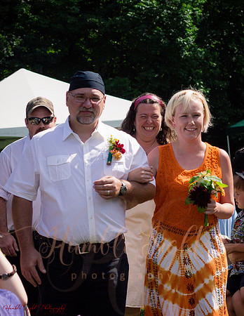 Family-focused wedding celebration in central Maine