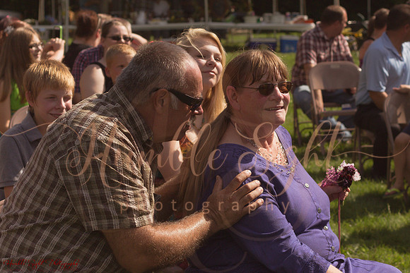Small Maine wedding with close family and friends