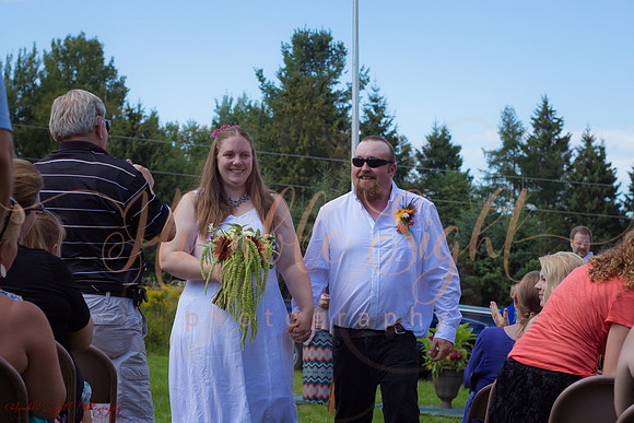 Small Maine wedding with close family and friends
