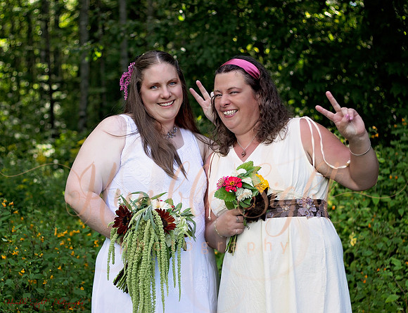 Family-focused wedding celebration in central Maine