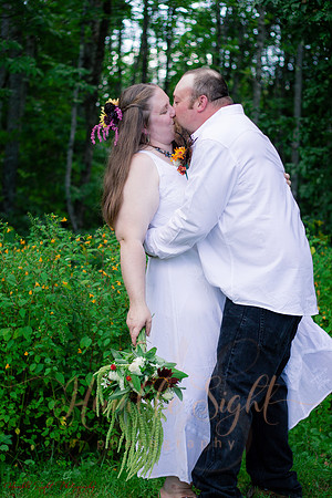 Dexter Maine wedding photographer backyard ceremony