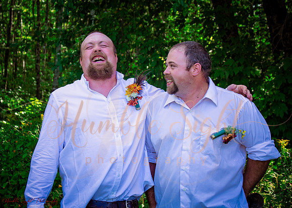 Summer backyard wedding in rural Maine