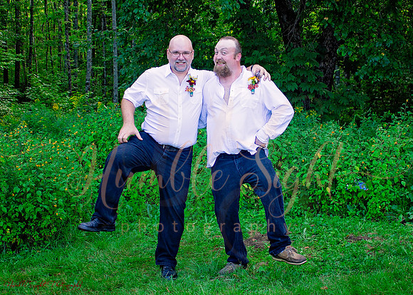 Dexter Maine wedding photographer backyard ceremony