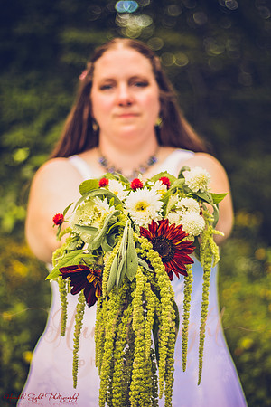 Dexter Maine wedding photographer backyard ceremony