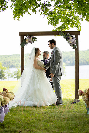 Newlyweds dancing at Grace on the Lake wedding reception