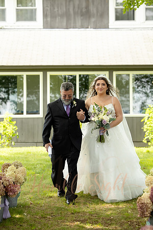 Newlyweds dancing at Grace on the Lake wedding reception