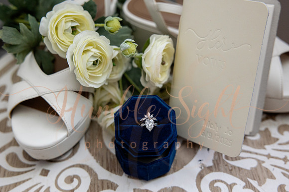 Molly and Ryan Hartford wedding at Grace on the Lake in Athens Maine